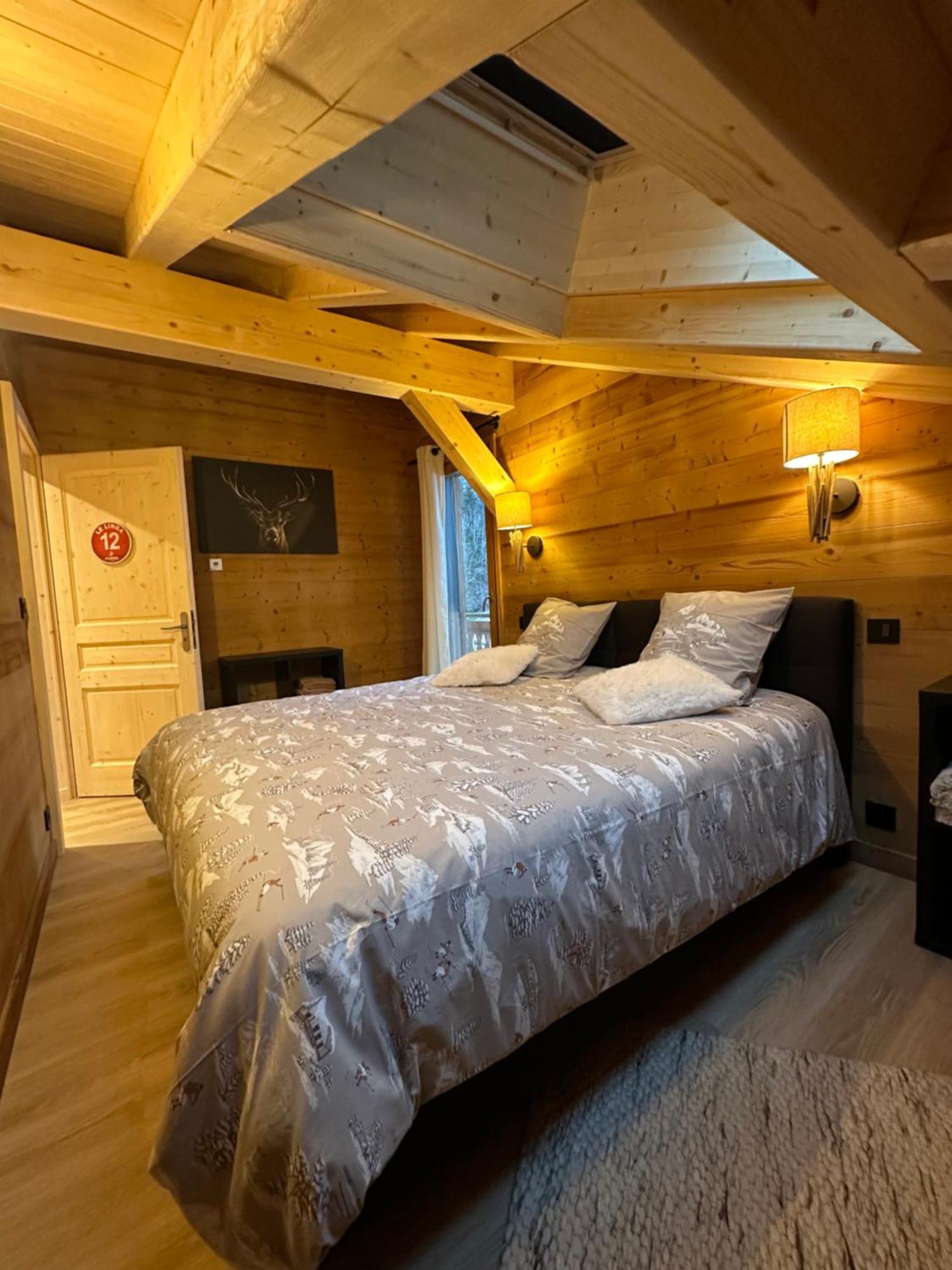 La Rose Des Neiges A Chatel Bagian luar foto