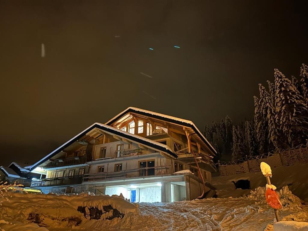 La Rose Des Neiges A Chatel Bagian luar foto